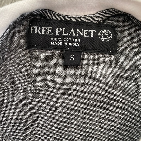 Free planet | Flower vine Tee  shirt - Picture 3 of 7
